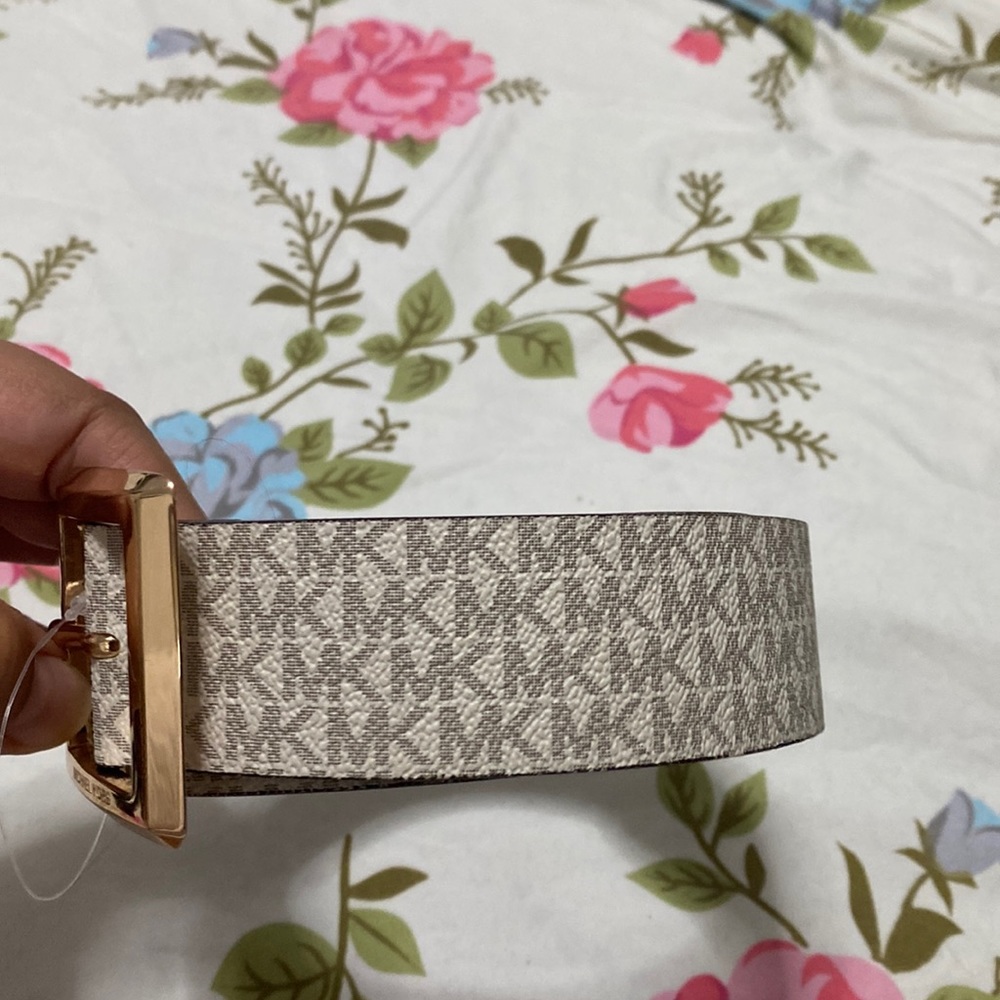 Michael Kors belt